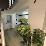 Alvarenga House Feriehus *