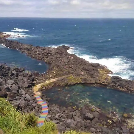 Alvarenga House Maia (Sao Miguel)