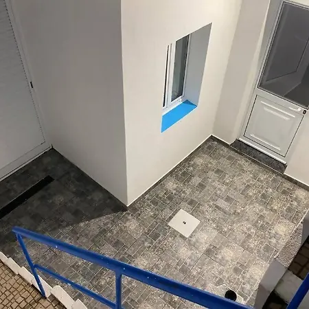 Alvarenga House Holiday home *