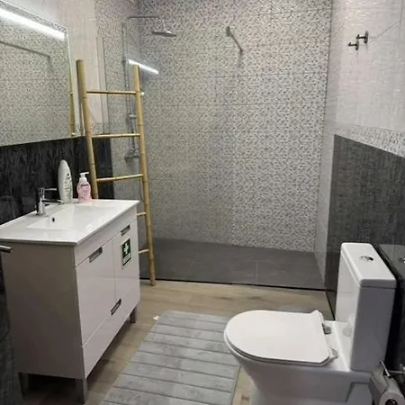 Dom wakacyjny Alvarenga House