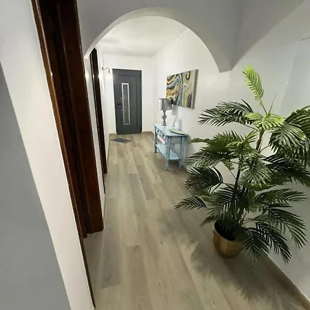 Alvarenga House Дом отдыха Maia (Sao Miguel)