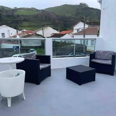 Alvarenga House بيت للعطل *