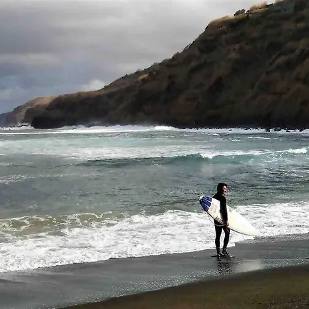 Alvarenga House بيت للعطل *