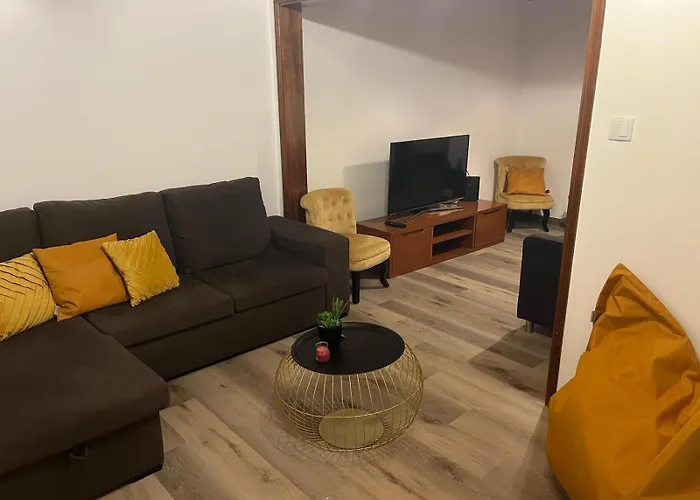 Alvarenga House Дом отдыха