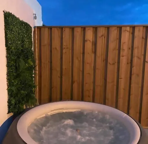 بيت للعطل Alvarenga House Maia (Sao Miguel)